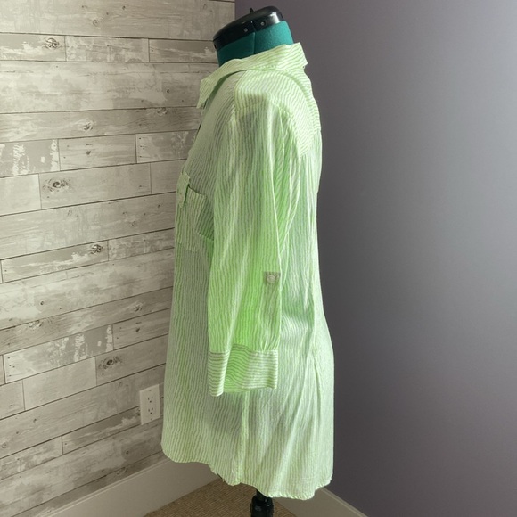 FDJ Green & White Button-Up Blouse - Picture 3 of 8